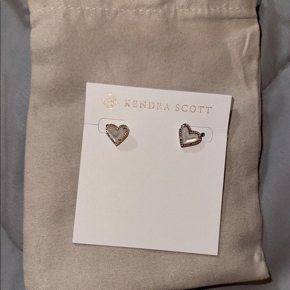 Kendra Scott Heart Earrings